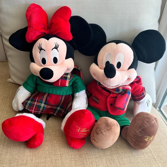 Disney Store Exclusive 2012 Christmas Mickey & Minnie Plush w/ Vintage Ornaments - Picture 8 of 8